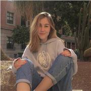 Estudiante de diseño da clases de cualquier tipo de asignatura